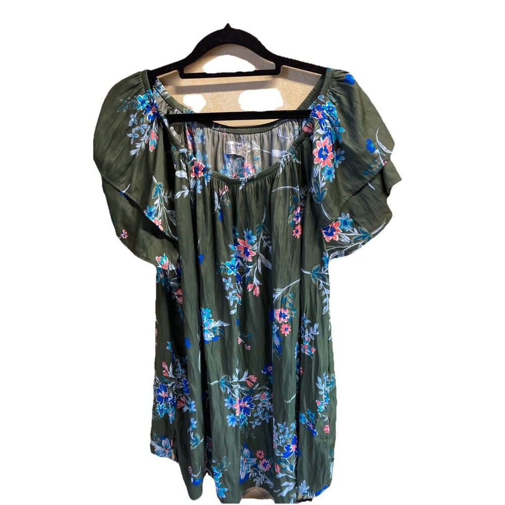 Terra&Sky Women Size 1X Blouse Elastic Neckline Flowing Fit Size (16W-18W)
